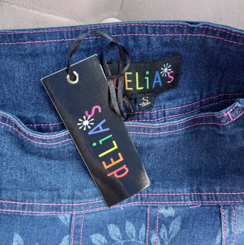 Delia*s NWT Coconut girl floral pattern Denim pleated set! Skirt & jacket! - Picture 7 of 8